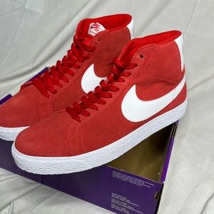 Size 12 - Nike SB Blazer Zoom Suede Mid University Red